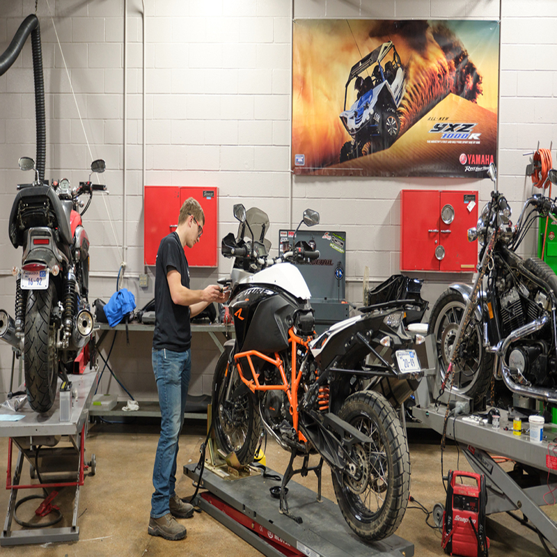 motorcycle mechanic salary