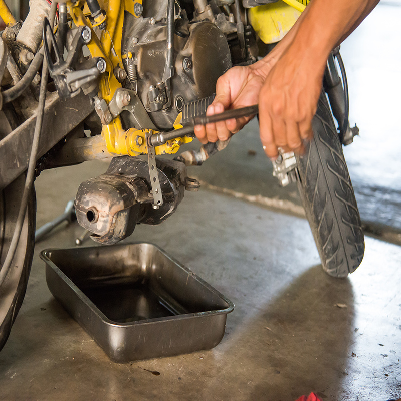 motorcycle mechanic