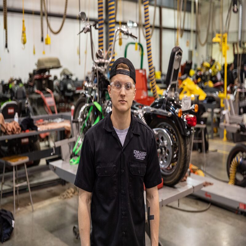 motorcycle mechanic